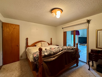 Country Vibes on the outskirts of the beautiful Lewistown MT - image 35