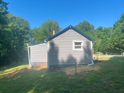 Restored Cabin for Sale in Hiwassee VA - image 14