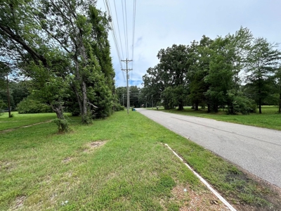 Vacant Lot in Town in Jonesboro Arkansas - image 5