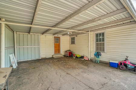 Country Home For Sale in Quanah, Texas - image 28