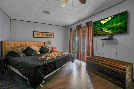 Country Home For Sale in Quanah, Texas - image 2