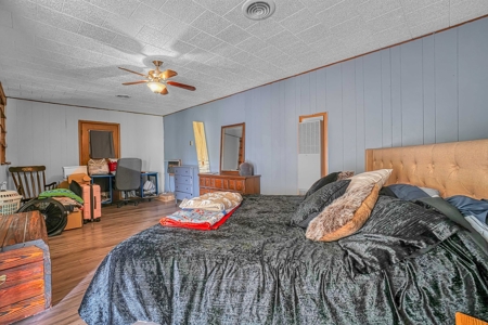 Country Home For Sale in Quanah, Texas - image 3