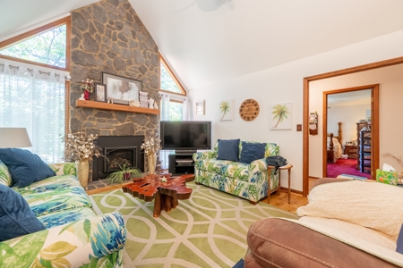 Cabin for Sale in Roanoke VA - image 14