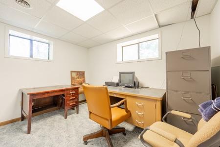 Cabin for Sale in Roanoke VA - image 35