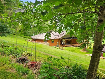 Country Contemporary on 2.12 Secluded Surveyed Acres - image 6