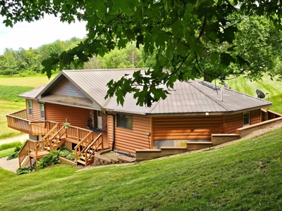 Country Contemporary on 2.12 Secluded Surveyed Acres - image 1