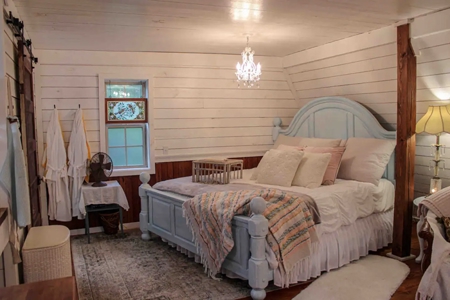 Rustic/Easy Living In The Ozarks - image 34