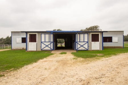 100 Acre Horse Farm w/ Home & Creek Near Waco & Temple TX - image 26