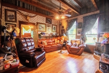 100 Acre Horse Farm w/ Home & Creek Near Waco & Temple TX - image 4