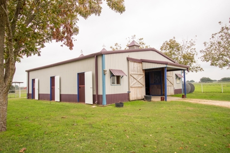 100 Acre Horse Farm w/ Home & Creek Near Waco & Temple TX - image 22