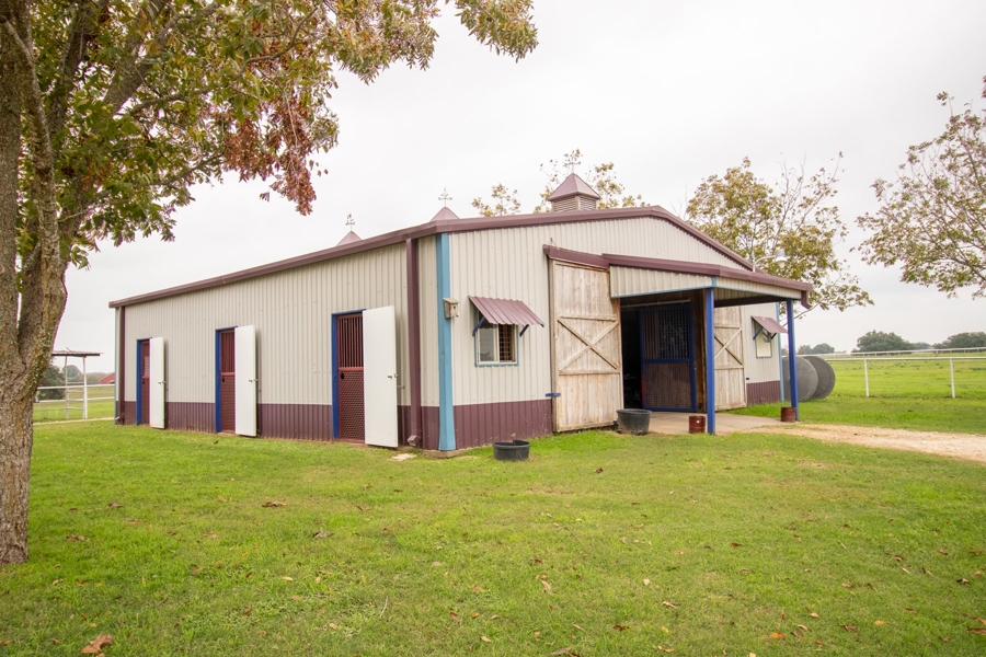 Horse Barn
