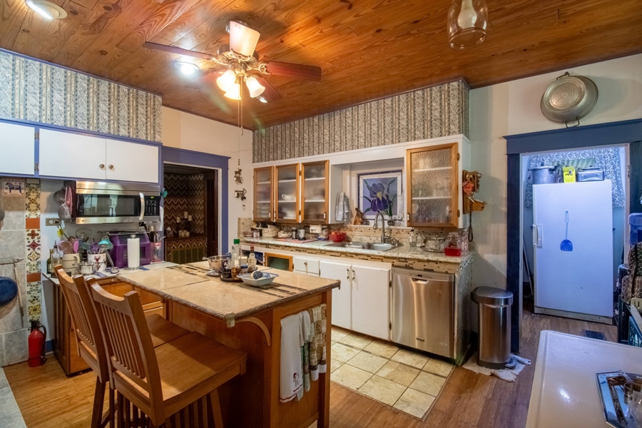 Kitchen into Pantry