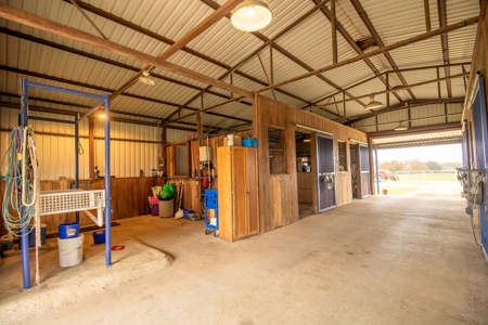 100 Acre Horse Farm w/ Home & Creek Near Waco & Temple TX - image 16