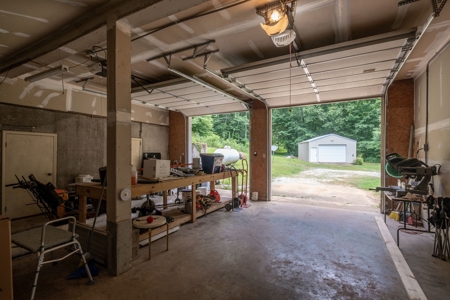 Country Home for Auction in Lawrence County TN - image 25