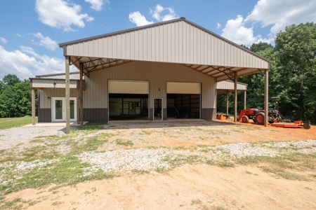 Country Home for Auction in Lawrence County TN - image 47