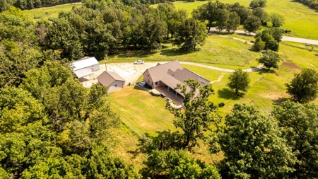 Country Brick Home & Land Near Salem Arkansas - image 39