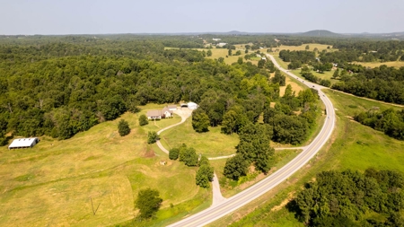 Country Brick Home & Land Near Salem Arkansas - image 32