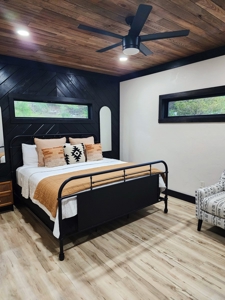 For Sale Sardis Lake, Ok- Mountain Luxury Home - image 30