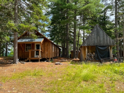 Maine Lakeside Retreat - image 10