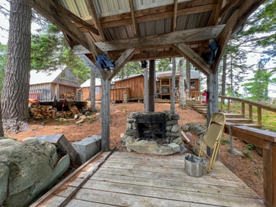 Maine Lakeside Retreat - image 14