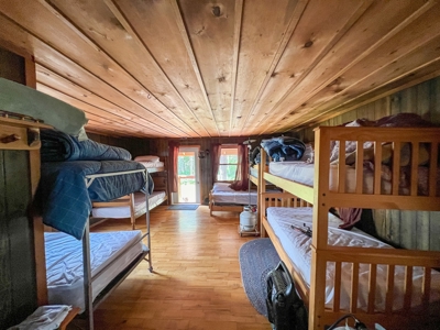 Maine Lakeside Retreat - image 21