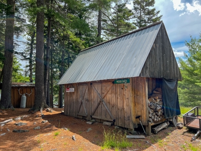 Maine Lakeside Retreat - image 11
