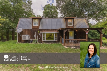 Country Home / Cabin and Acreage in Oregon County Missouri - image 1