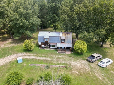 Country Home / Cabin and Acreage in Oregon County Missouri - image 24