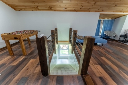 Country Home / Cabin and Acreage in Oregon County Missouri - image 18