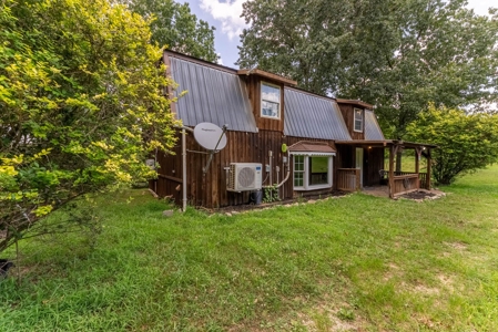 Country Home / Cabin and Acreage in Oregon County Missouri - image 7