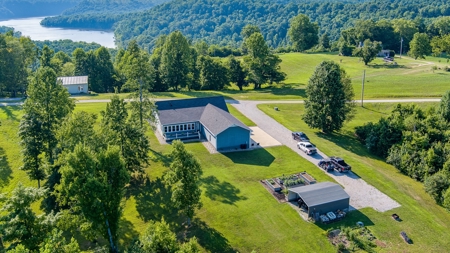 Home near Dale Hollow Lake in Byrdstown, Tennessee - image 46