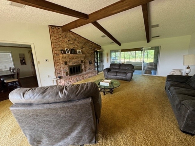 Country Home with 4.023 Acres in Morris County Texas - image 15