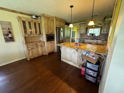 Country Home with 4.023 Acres in Morris County Texas - image 13