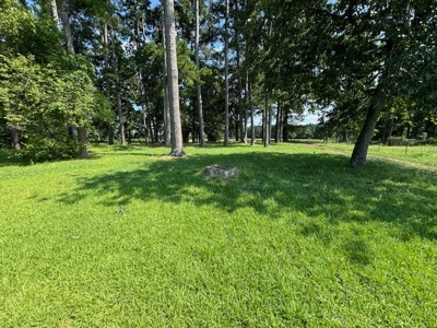 Country Home with 4.023 Acres in Morris County Texas - image 24