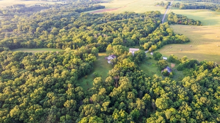 Iowa Hunting & Recreational Land For Sale w/ Home & Building - image 1