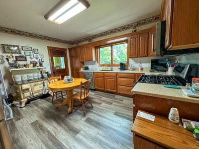 Iowa Hunting & Recreational Land For Sale w/ Home & Building - image 14
