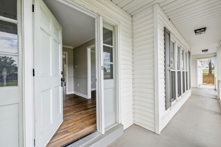 Country Home for Sale in Lawrenceburg, Tennessee - image 8