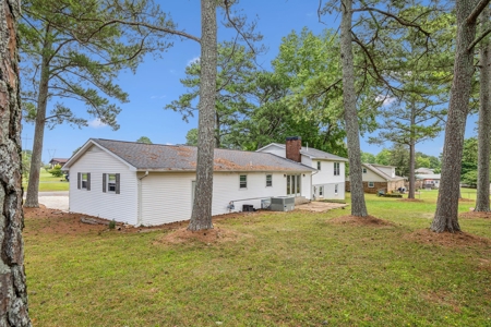 Country Home for Sale in Lawrenceburg, Tennessee - image 38