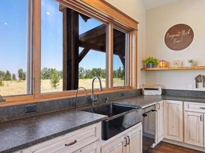 20 Ac Luxury Home In Paradise Valley Mt - image 10