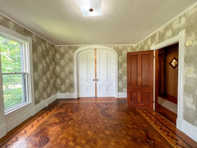 Queen Anne Victorian Home - Island Falls, Maine - image 22