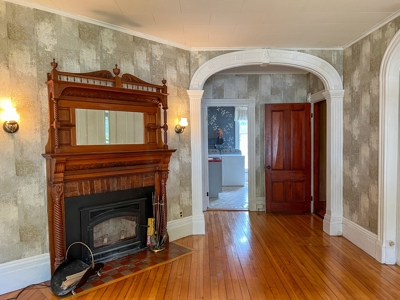 Queen Anne Victorian Home - Island Falls, Maine - image 20