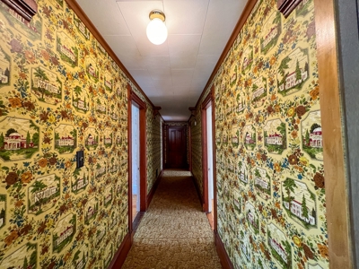 Queen Anne Victorian Home - Island Falls, Maine - image 29