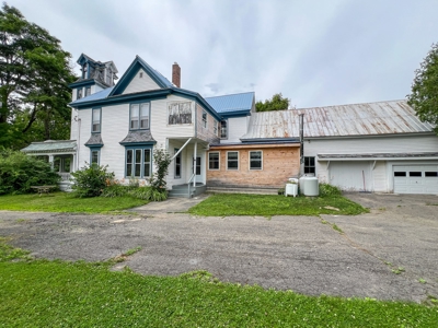Queen Anne Victorian Home - Island Falls, Maine - image 10