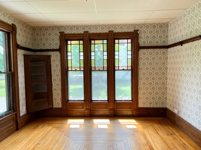 Queen Anne Victorian Home - Island Falls, Maine - image 17