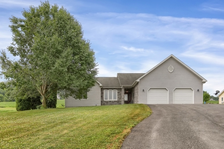 300 School Road, Dalmatia, PA 17017 - image 1