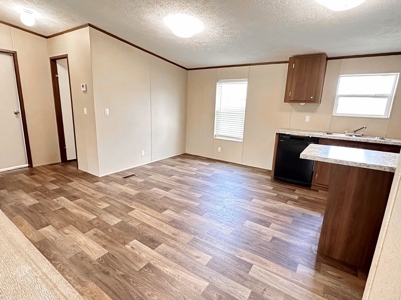 El Dorado Springs Missouri Country Home & 10 Acres For Sale - image 11