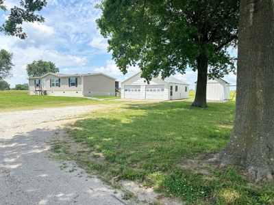 El Dorado Springs Missouri Country Home & 10 Acres For Sale - image 31