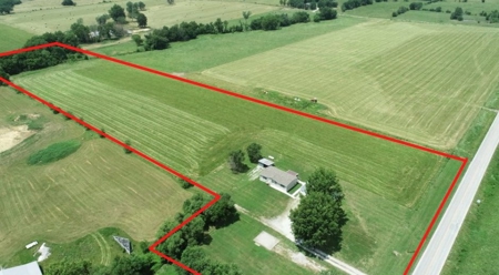 El Dorado Springs Missouri Country Home & 10 Acres For Sale - image 2