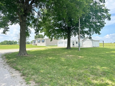 El Dorado Springs Missouri Country Home & 10 Acres For Sale - image 32