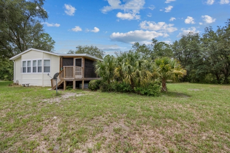 Country Home on 14+ Acres in Trenton, FL - image 18